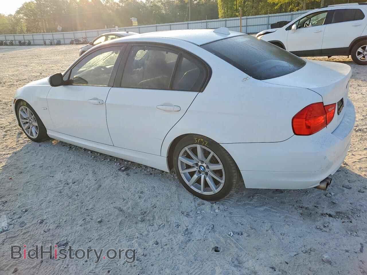 2011 BMW 3 SERIES - VIN: WBAPH5C56BA443890 - Фото 2