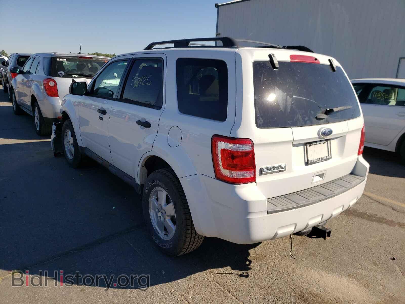 2011 FORD ESCAPE - VIN: 1FMCU9D76BKB98955 - Фото 3