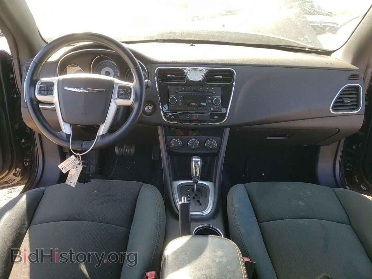 2011 CHRYSLER 200 - VIN: 1C3BC2EGXBN537633 - Фото 8