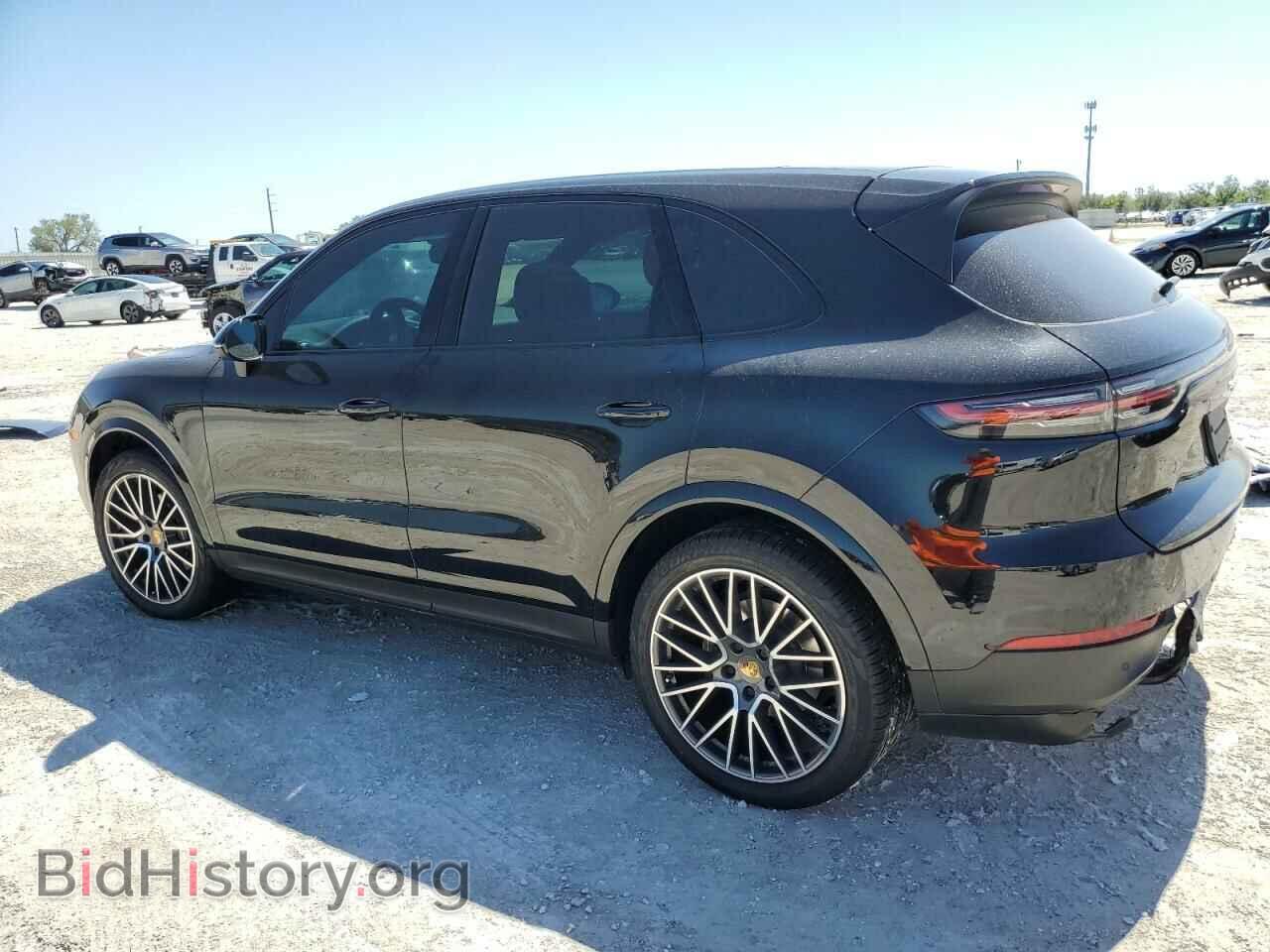 2020 PORSCHE CAYENNE - VIN: WP1AA2AY8LDA07047 - Photo 2