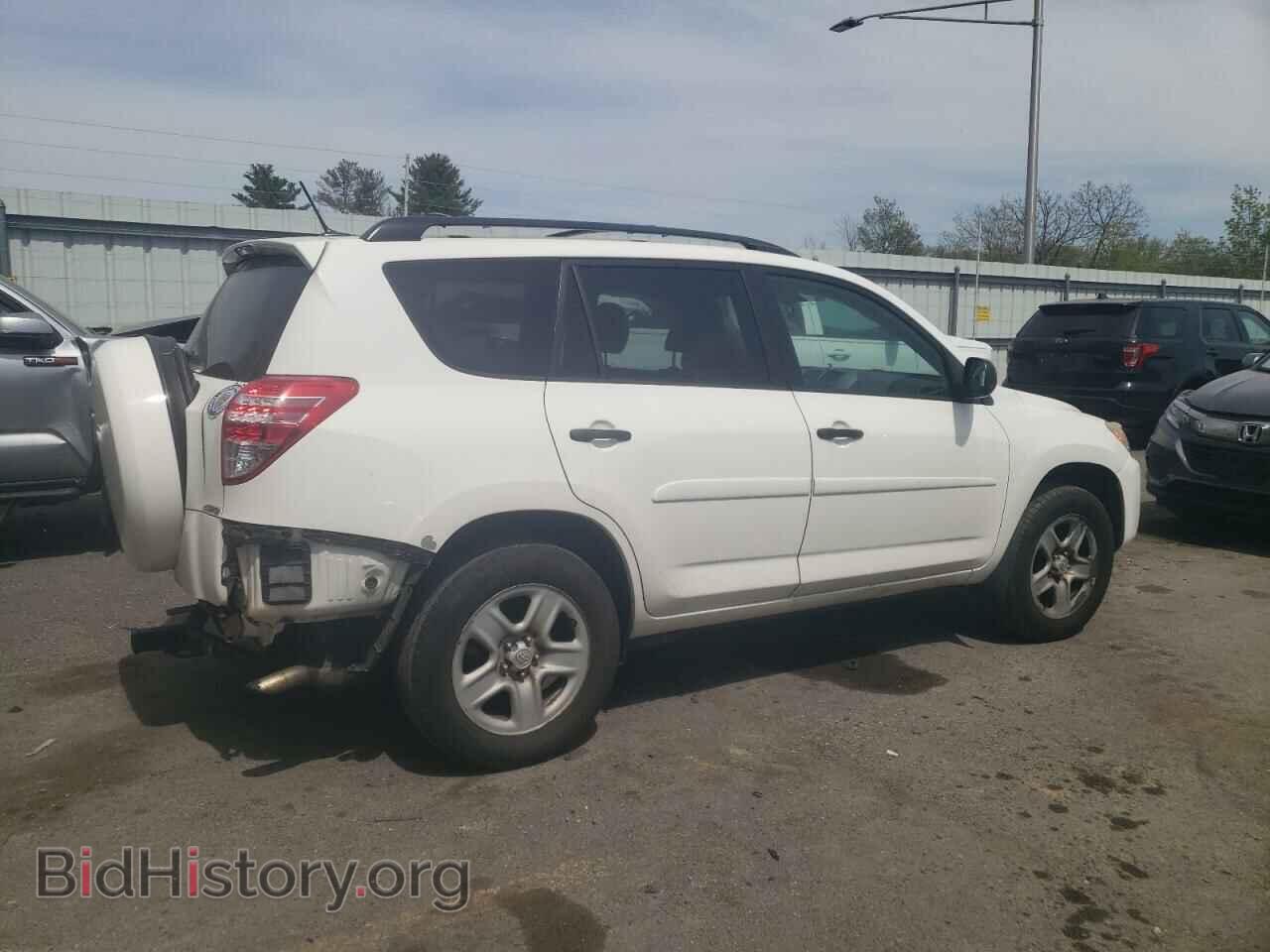 2011 TOYOTA RAV4 - VIN: 2T3BF4DV2BW097382 - Фото 3