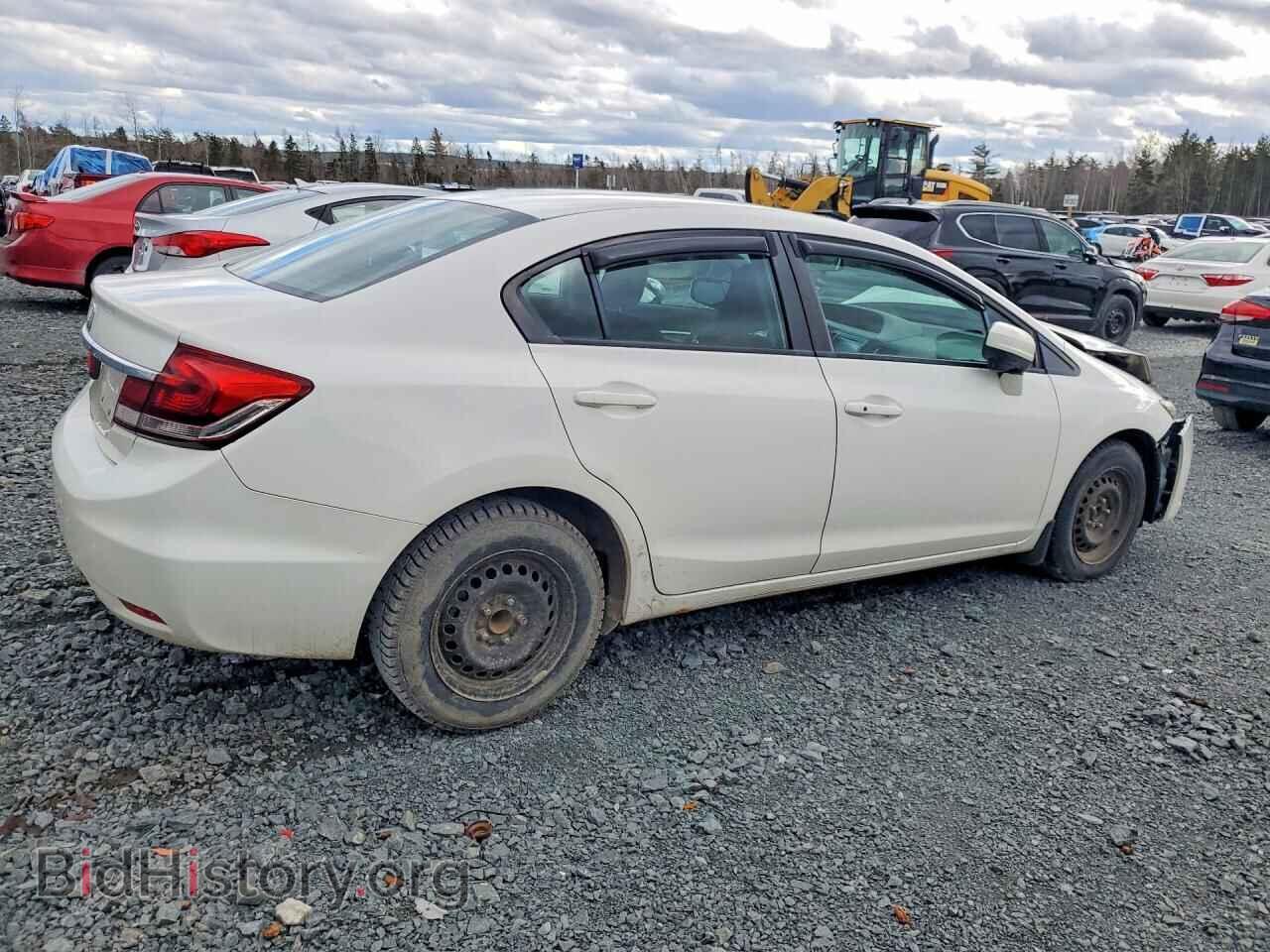 2015 HONDA CIVIC - VIN: 2HGFB2F58FH060648 - Фото 3