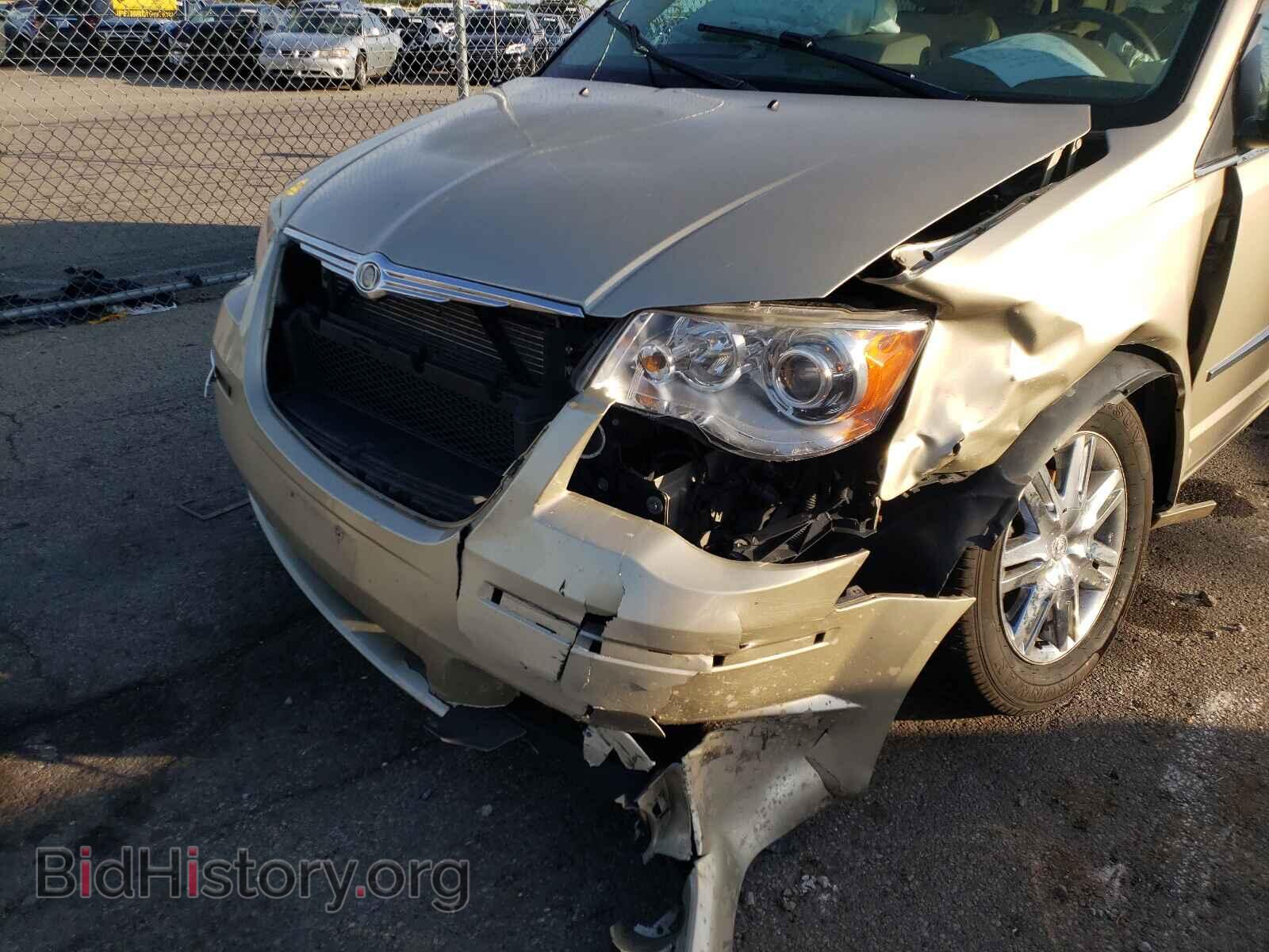 2010 CHRYSLER MINIVAN - VIN: 2A4RR6DX6AR250383 - Фото 9