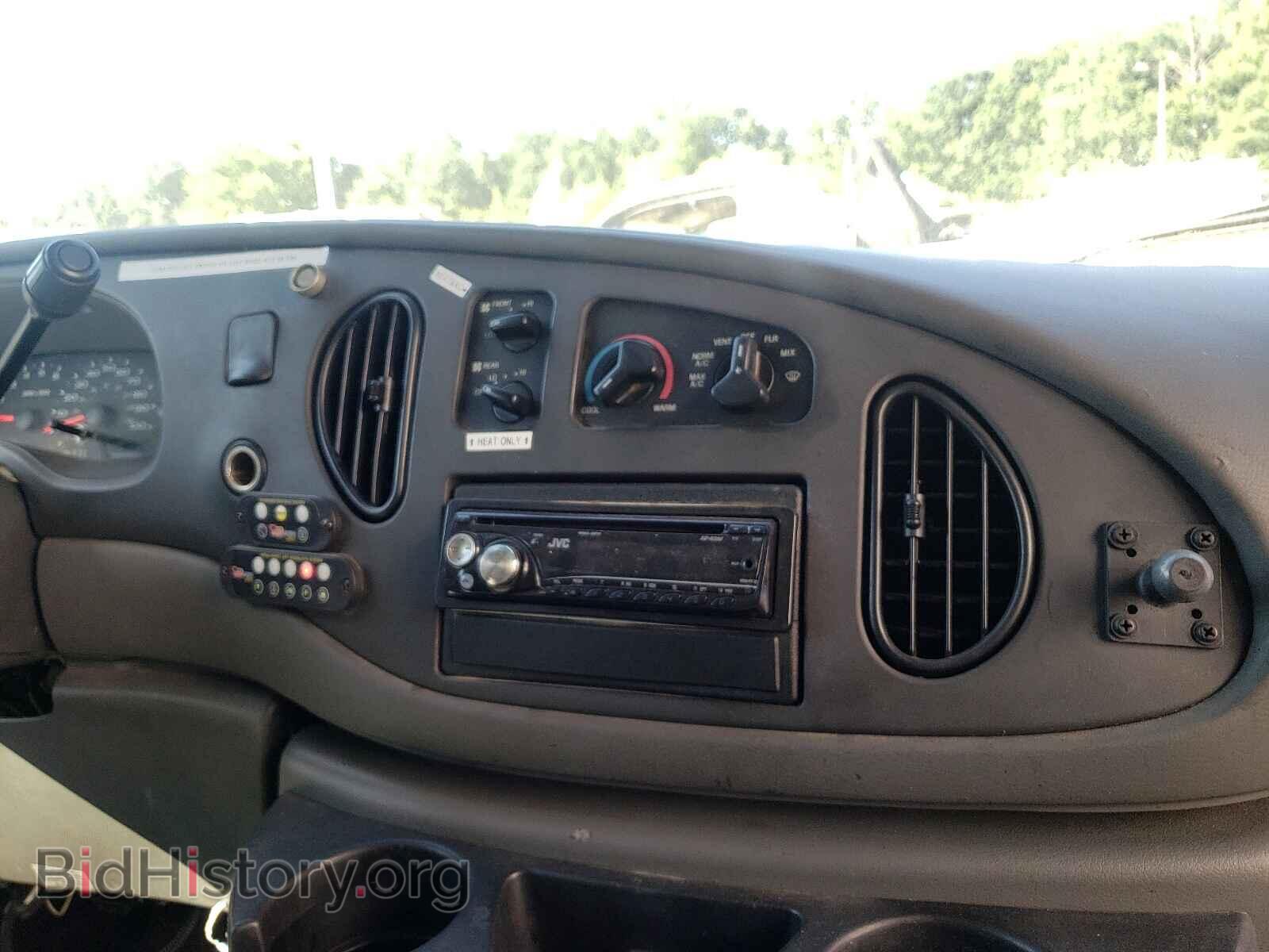 2008 FORD ECONOLINE - VIN: 1FD4E45S98DA52828 - Photo 9
