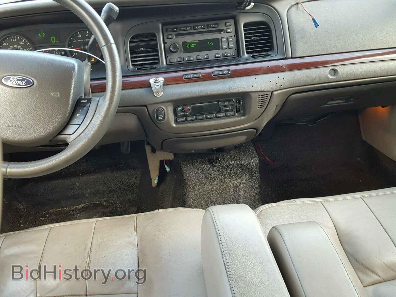 2011 FORD CROWN VIC - VIN: 2FABP7EV9BX147591 - Фото 9