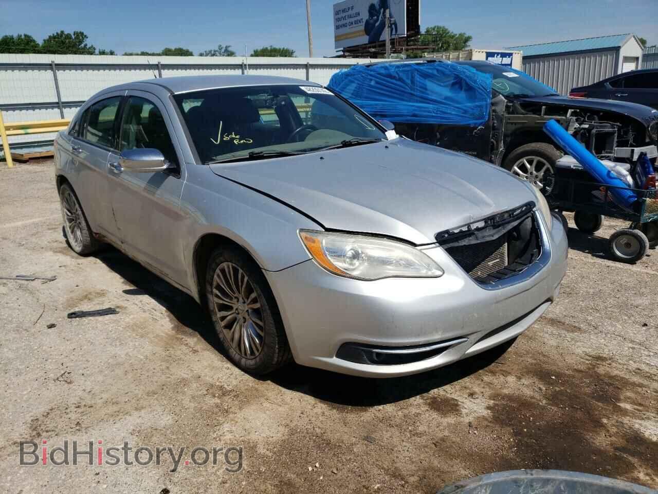 Photo 1C3BC2FG4BN504481 - CHRYSLER 200 2011