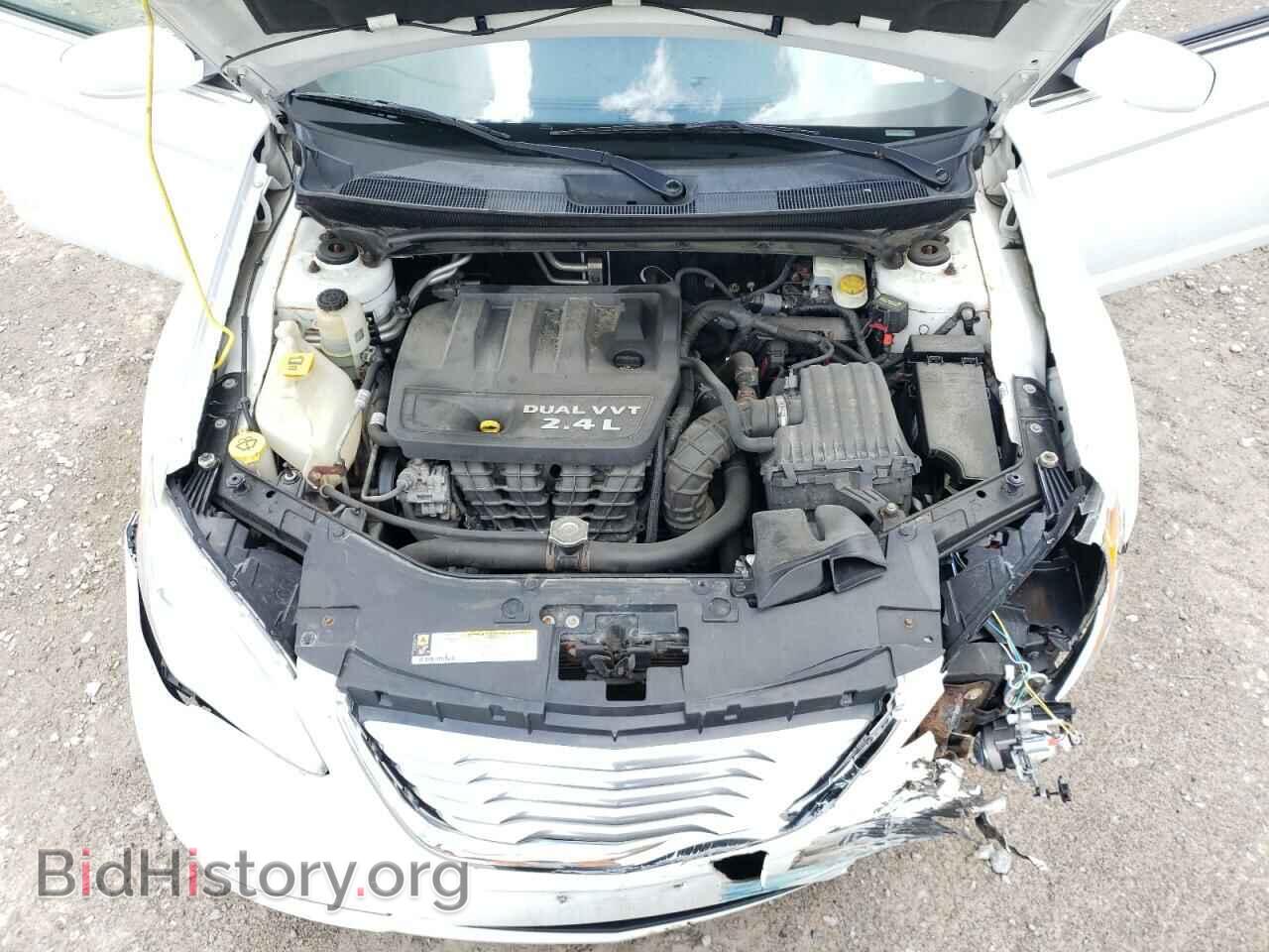 2012 CHRYSLER 200 - VIN: 1C3CCBBB8CN210095 - Фото 7