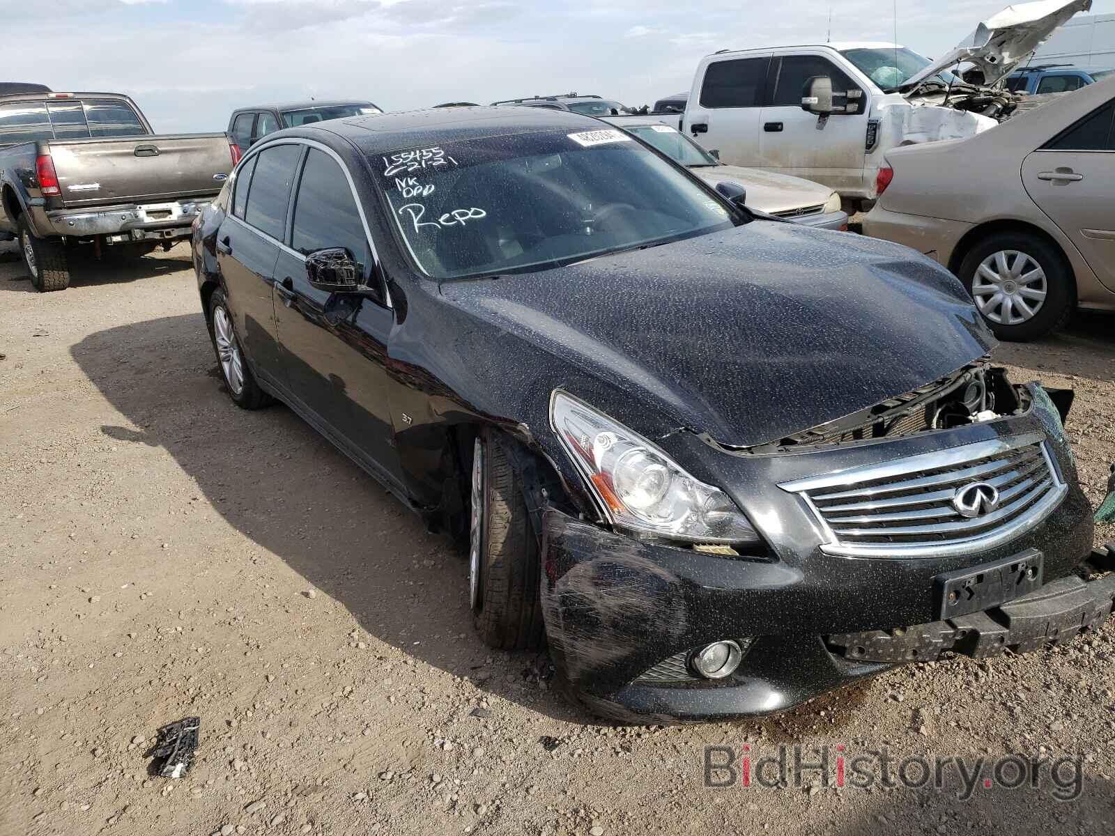 Photo JN1CV6ARXFM524582 - INFINITI Q40 2015