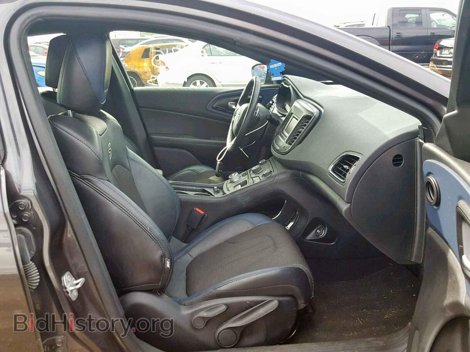 2016 CHRYSLER 200 - VIN: 1C3CCCDGXGN147912 - Photo 5