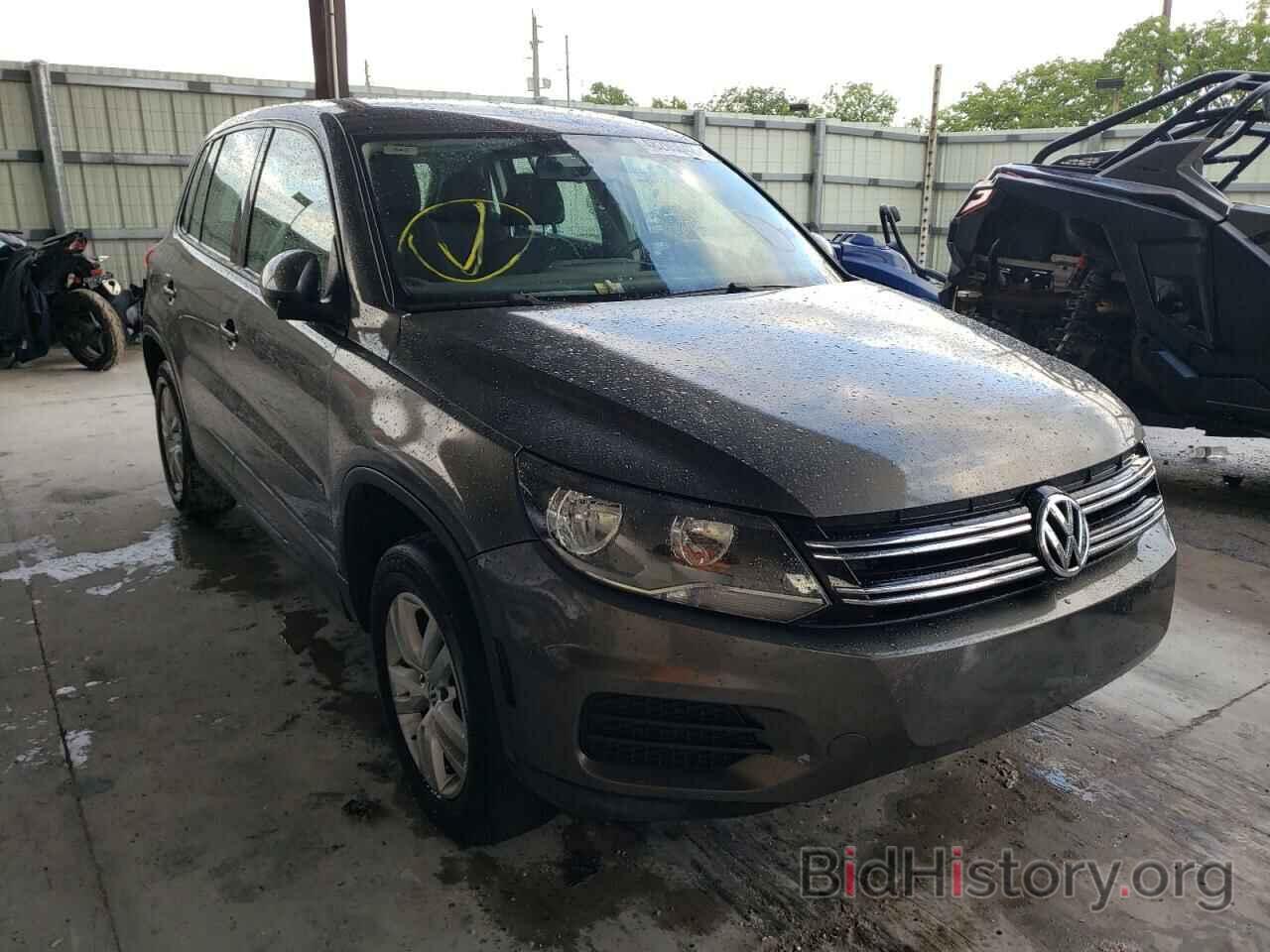 Фотография WVGAV7AX5CW098109 - VOLKSWAGEN TIGUAN 2012