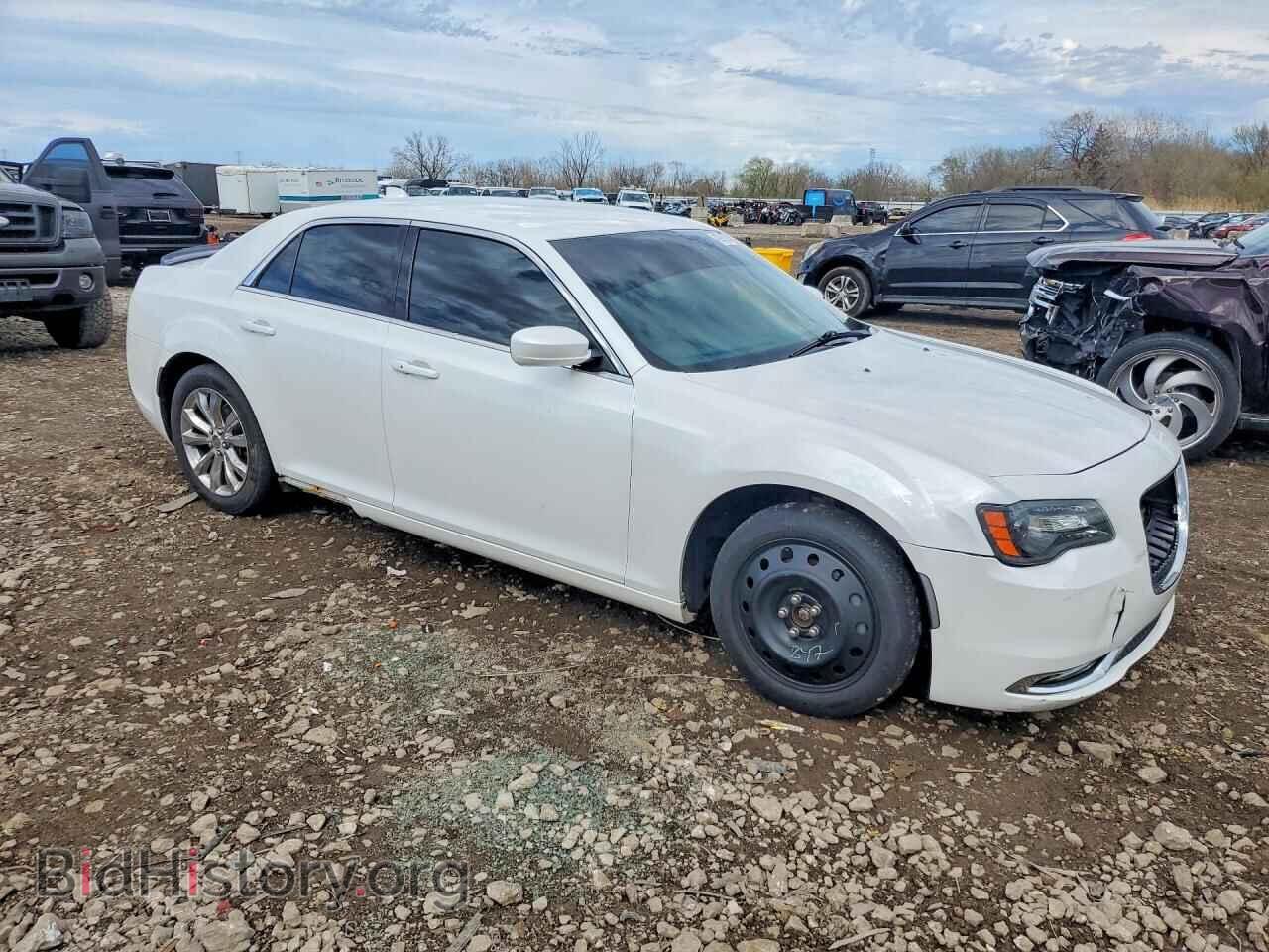 2015 CHRYSLER 300 - VIN: 2C3CCARG3FH736529 - Фото 4