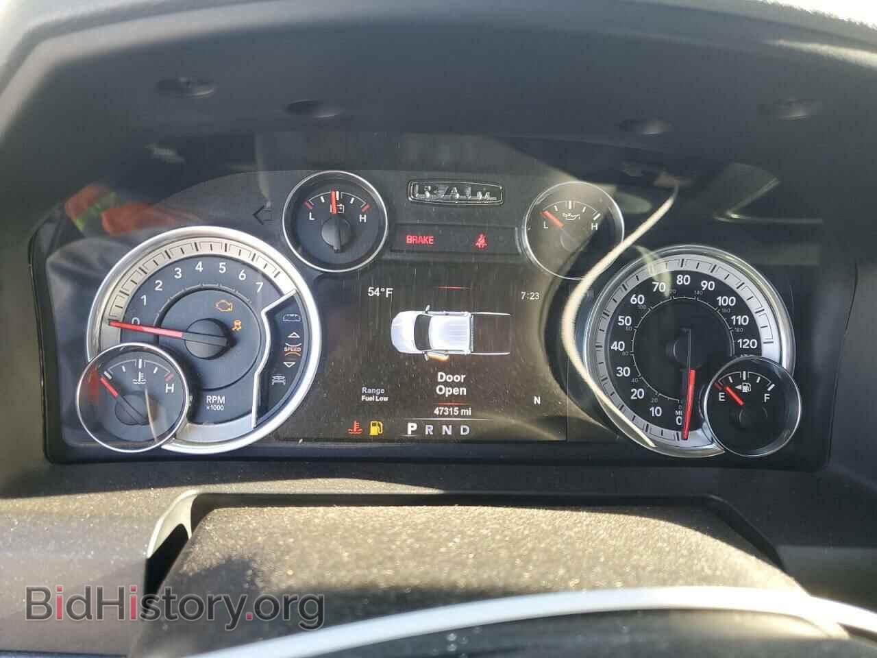 2017 RAM 1500 - VIN: 3C6RR7LT5HG627013 - Фото 9