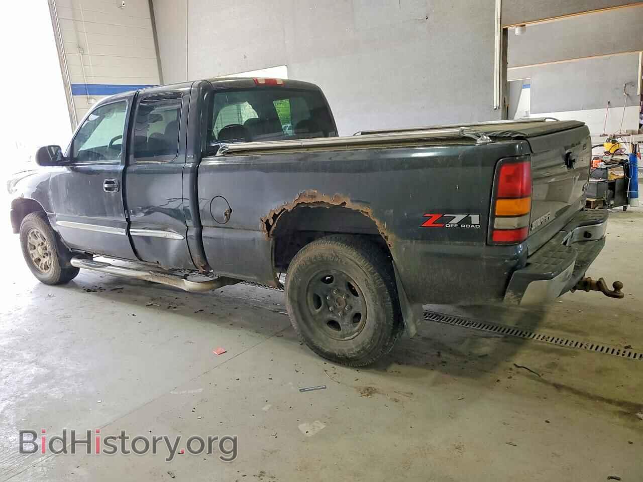 2005 GMC SIERRA - VIN: 2GTEK19B751229300 - Фото 2