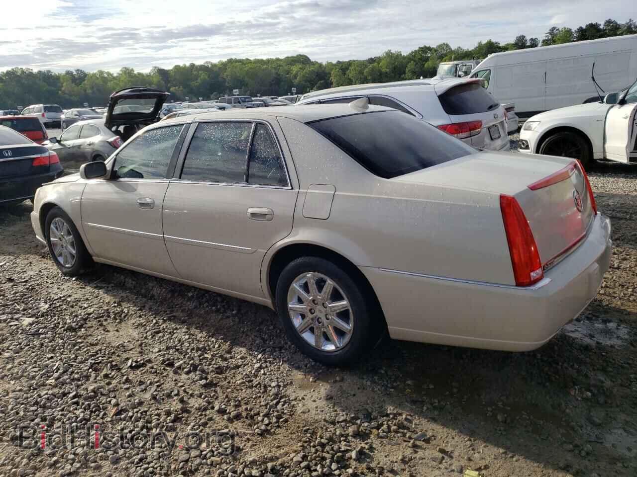 2011 CADILLAC DTS - VIN: 1G6KH5E65BU139230 - Фото 2