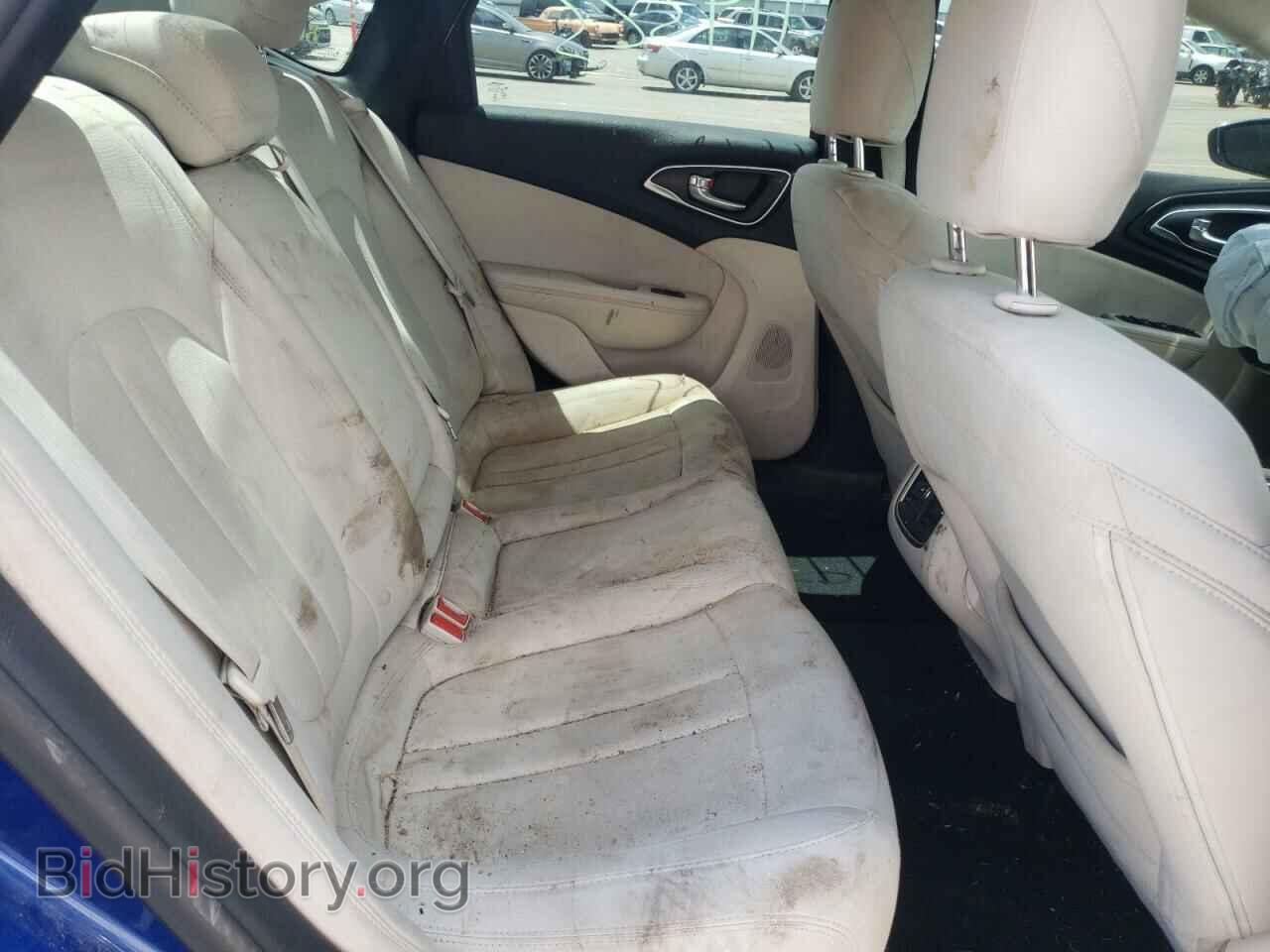 2015 CHRYSLER 200 - VIN: 1C3CCCAB1FN537837 - Фото 6