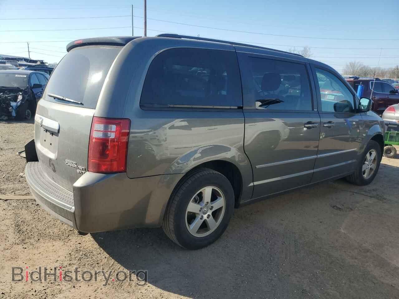 2010 DODGE CARAVAN - VIN: 2D4RN5DX5AR216949 - Фото 3