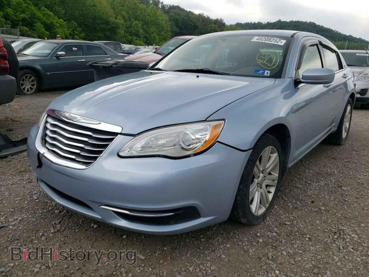 2013 CHRYSLER 200 - VIN: 1C3CCBBB4DN525607 - Photo 2