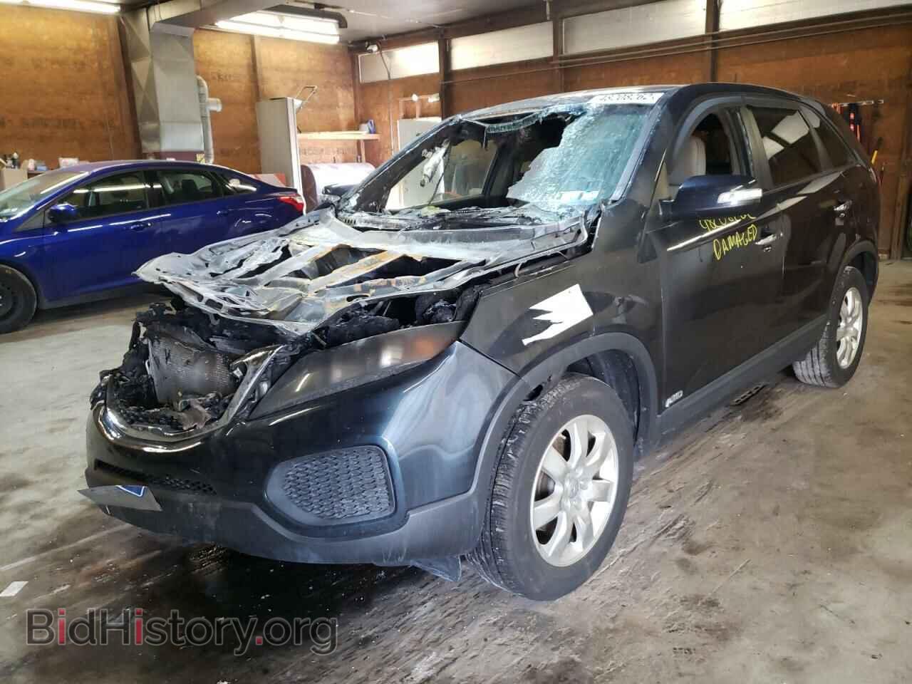 2012 KIA SORENTO - VIN: 5XYKTCA64CG273445 - Фото 2
