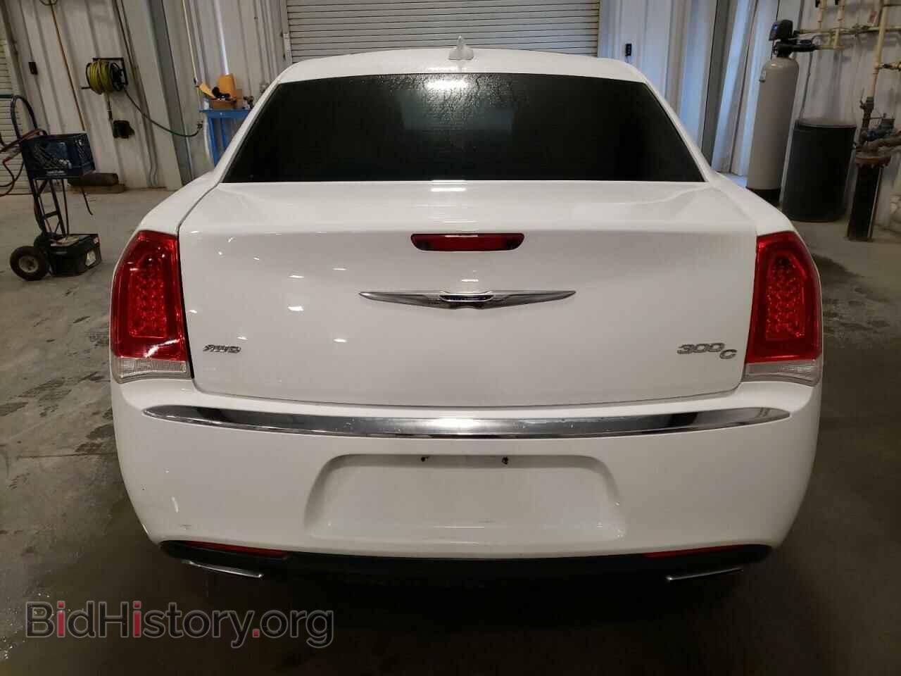 2016 CHRYSLER 300 - VIN: 2C3CCAKG8GH175885 - Фото 6