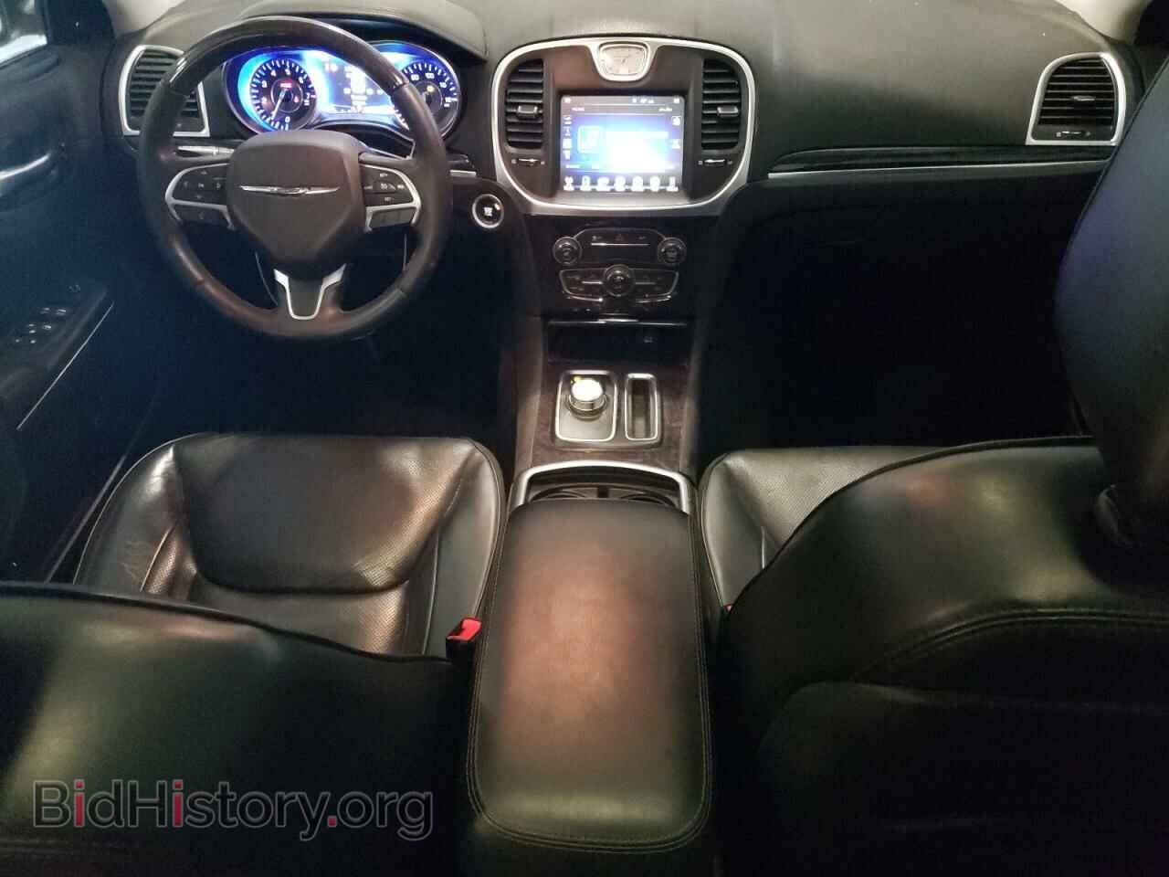 2016 CHRYSLER 300 - VIN: 2C3CCAKG8GH175885 - Фото 8