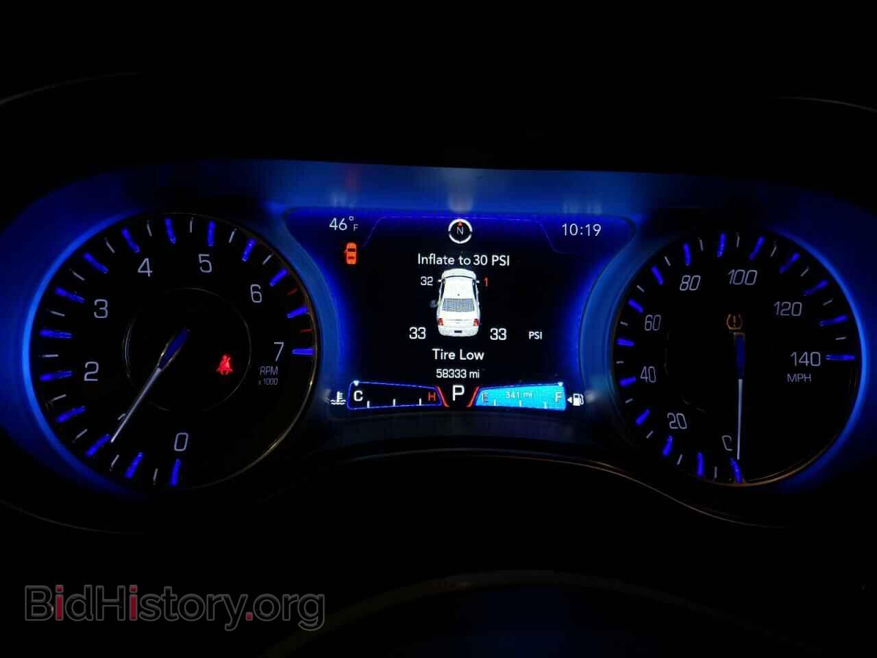 2016 CHRYSLER 300 - VIN: 2C3CCAKG8GH175885 - Фото 9