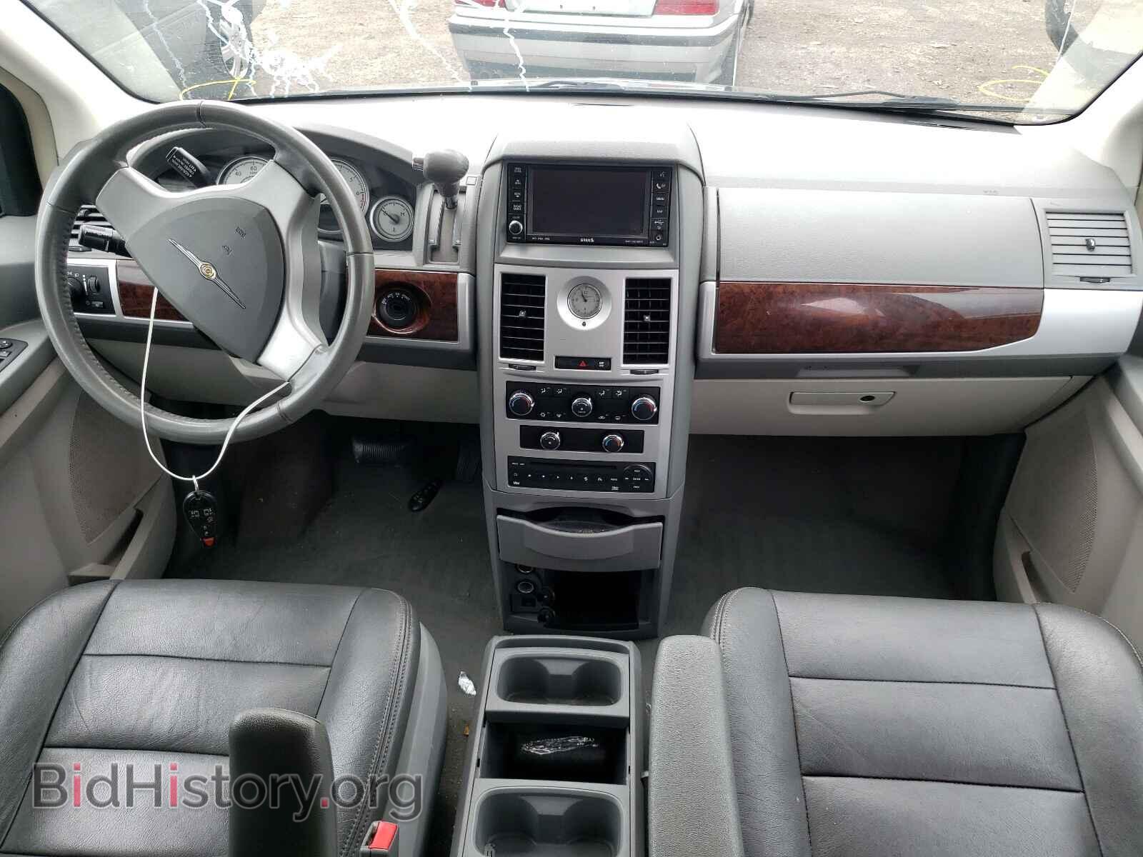 2010 CHRYSLER MINIVAN - VIN: 2A4RR5D11AR421787 - Photo 9