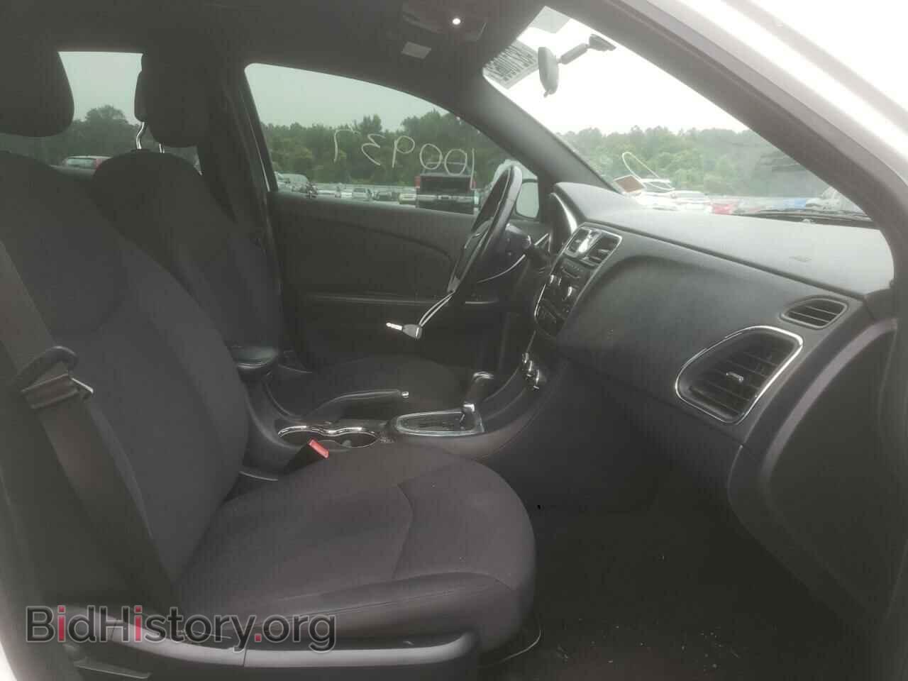 2012 CHRYSLER 200 - VIN: 1C3CCBBG6CN283106 - Фото 5