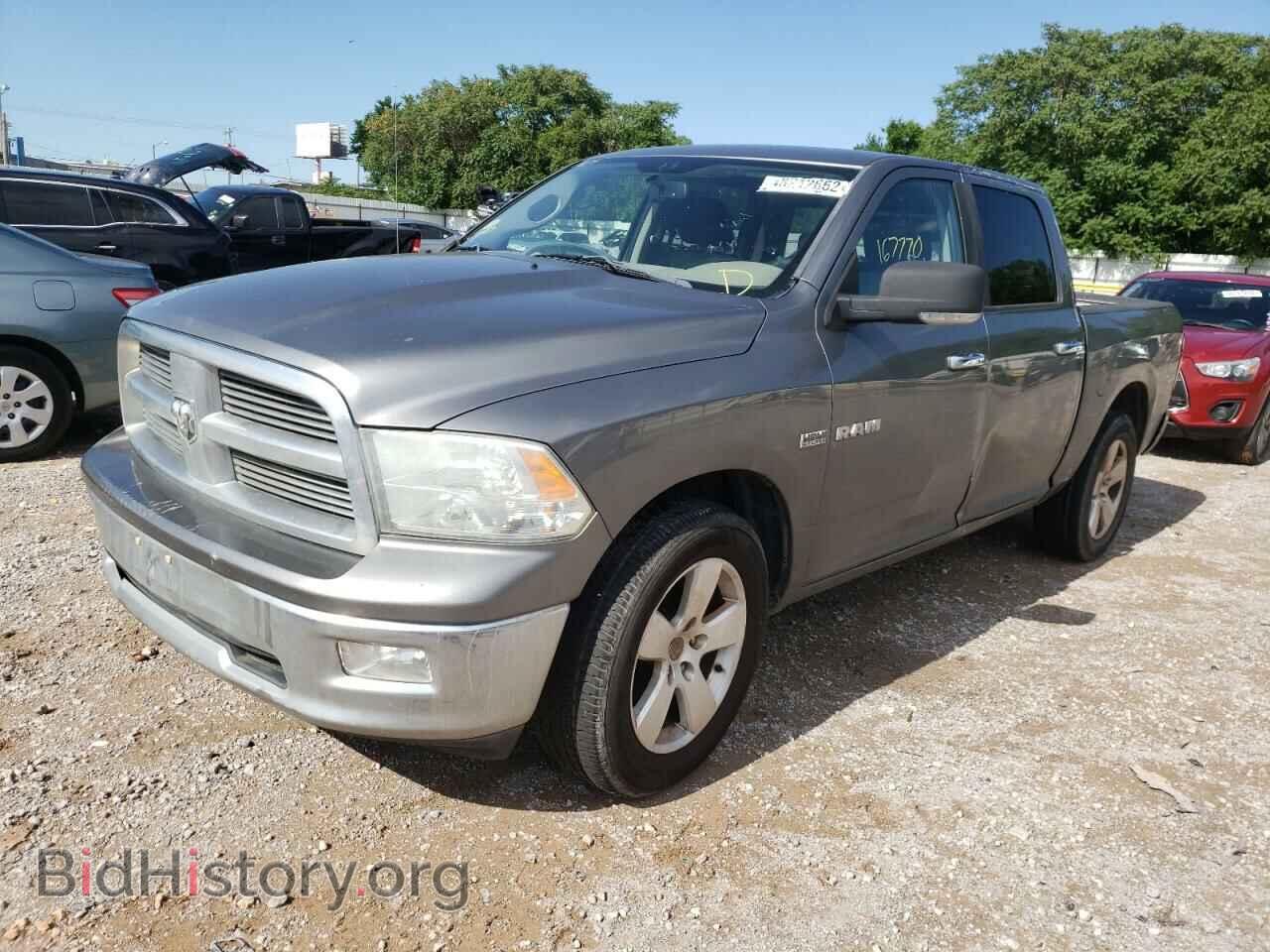 2010 DODGE RAM 1500 - VIN: 1D7RB1CT6AS248570 - Фото 2