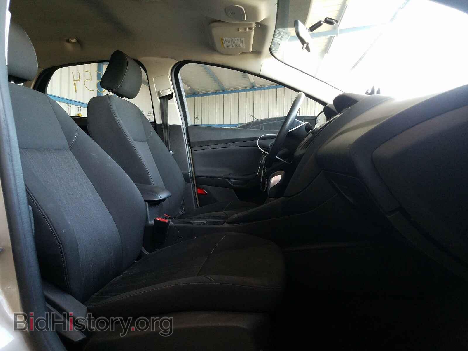 2017 FORD FOCUS - VIN: 1FADP3FE9HL263489 - Photo 5