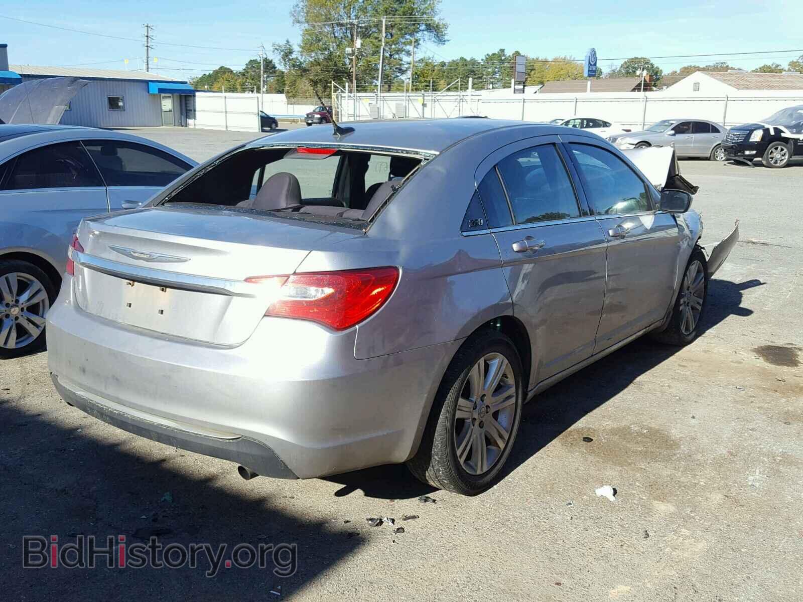 2013 CHRYSLER 200 - VIN: 1C3CCBAB7DN698281 - Фото 4