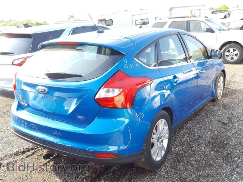 2012 Ford FOCUS (VIN 1FAHP3M20CL174137) — фото 4 из 10