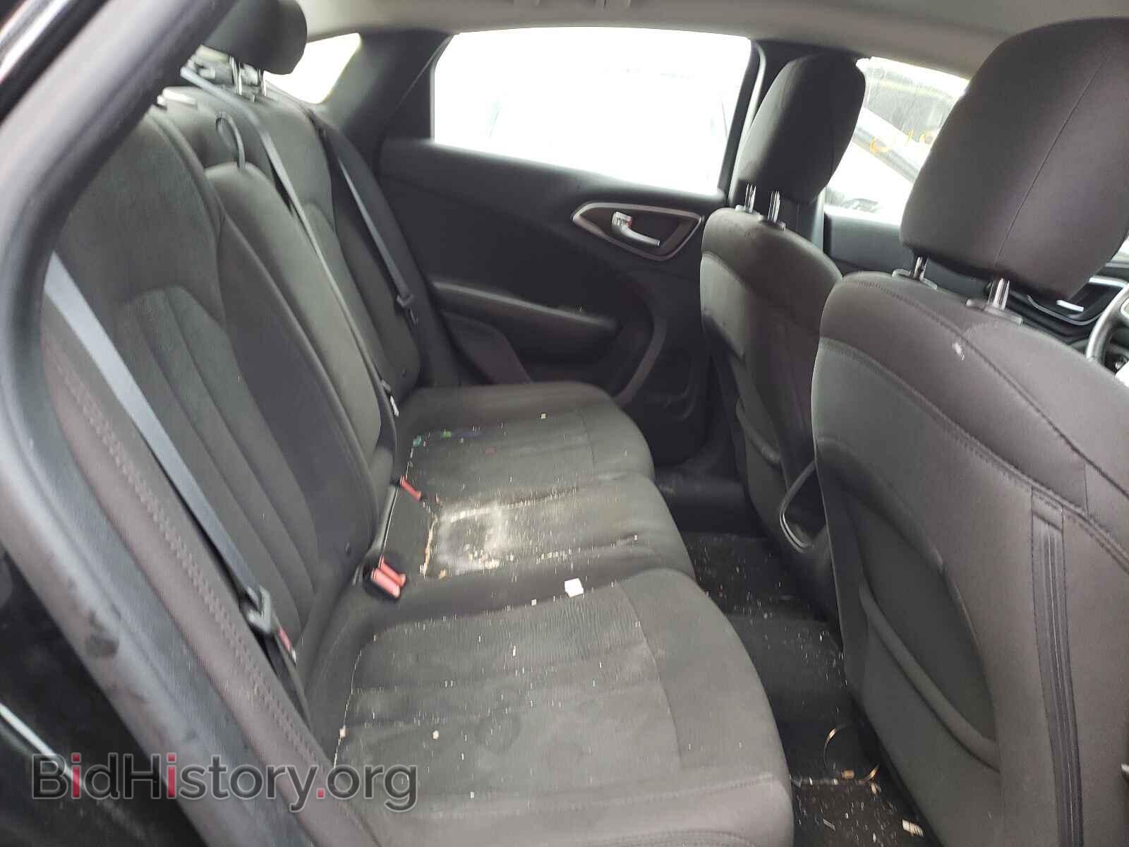 2016 CHRYSLER 200 - VIN: 1C3CCCAB8GN153927 - Фото 6