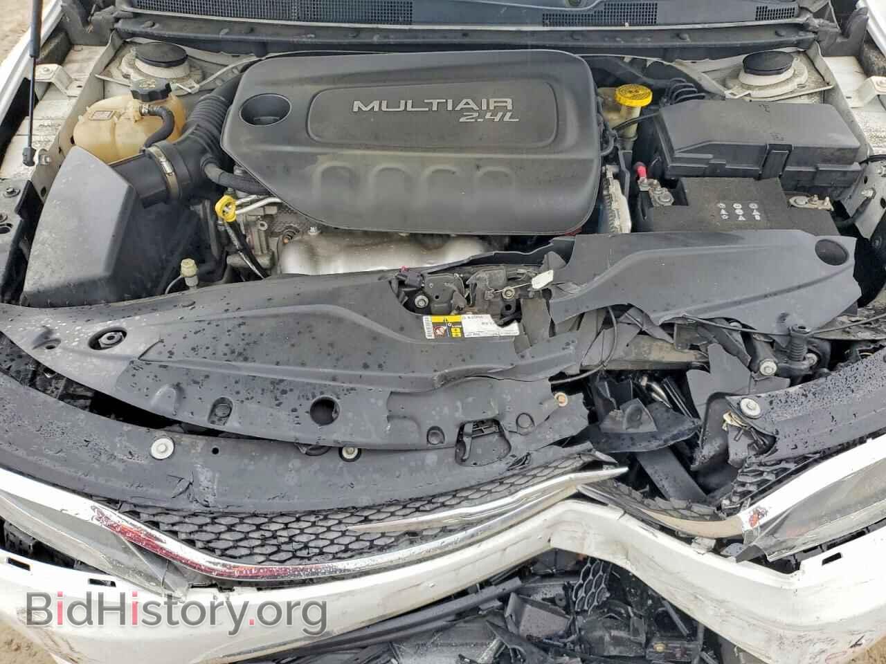 2015 CHRYSLER 200 - VIN: 1C3CCCAB4FN672570 - Фото 11