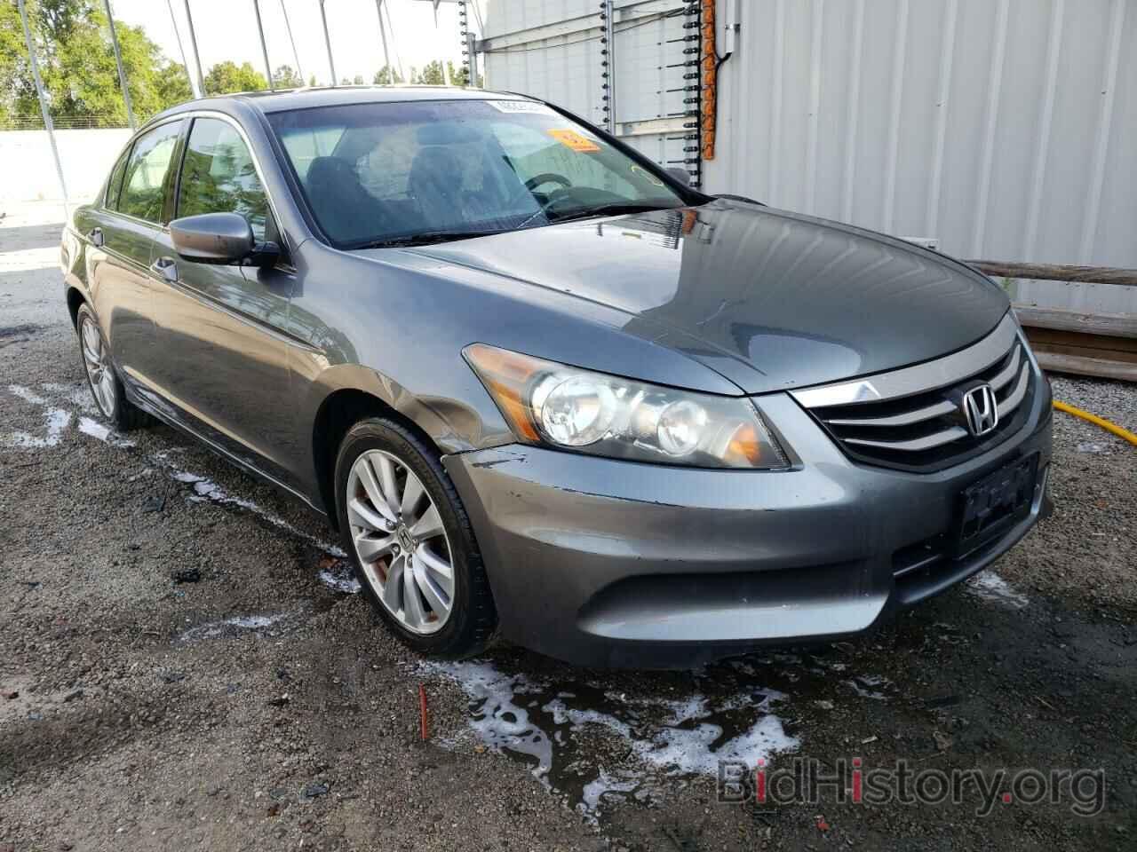 Photo 1HGCP2F74CA126385 - HONDA ACCORD 2012