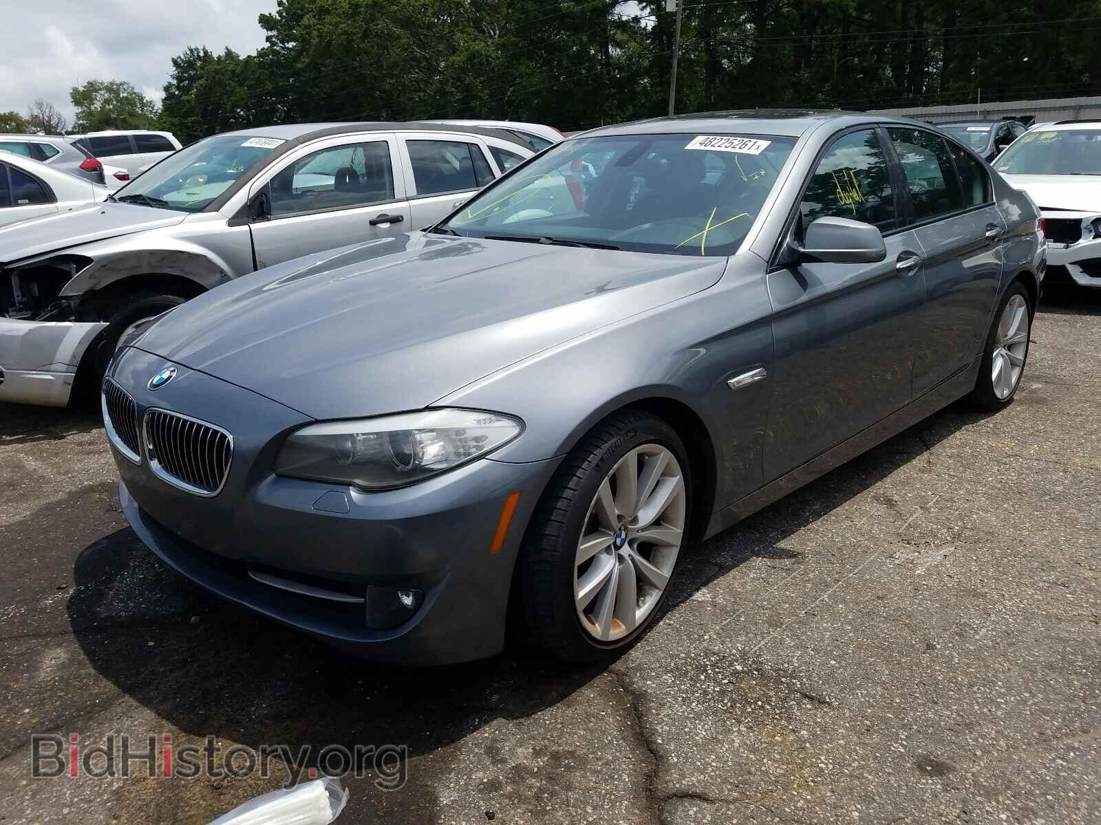 2011 BMW 5 SERIES - VIN: WBAFR7C54BC607002 - Фото 2