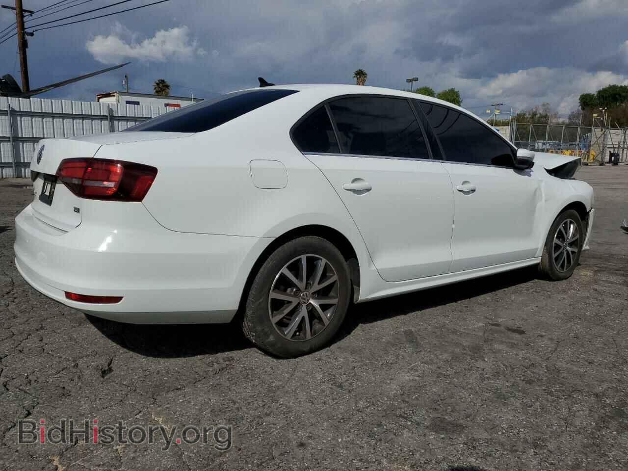 2017 VOLKSWAGEN JETTA - VIN: 3VWDB7AJ7HM296524 - Фото 3
