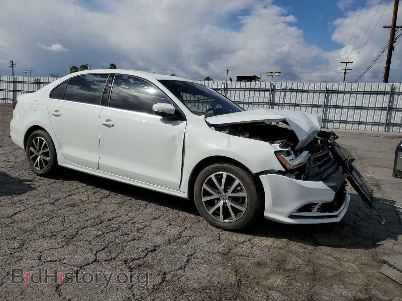 2017 VOLKSWAGEN JETTA - VIN: 3VWDB7AJ7HM296524 - Фото 4
