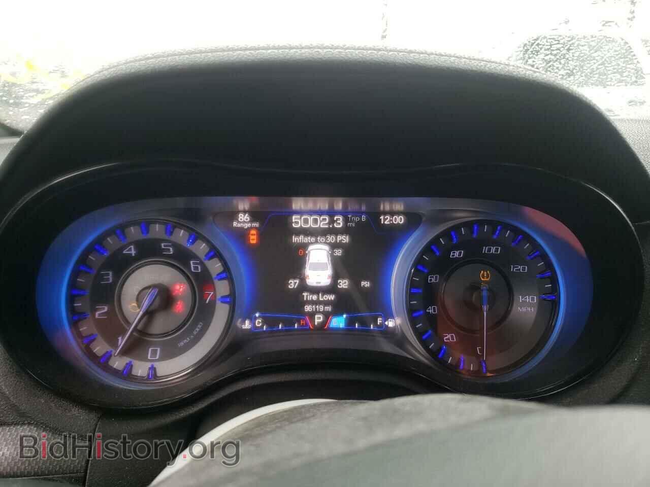 2015 CHRYSLER 300 - VIN: 2C3CCAGG7FH756902 - Фото 9