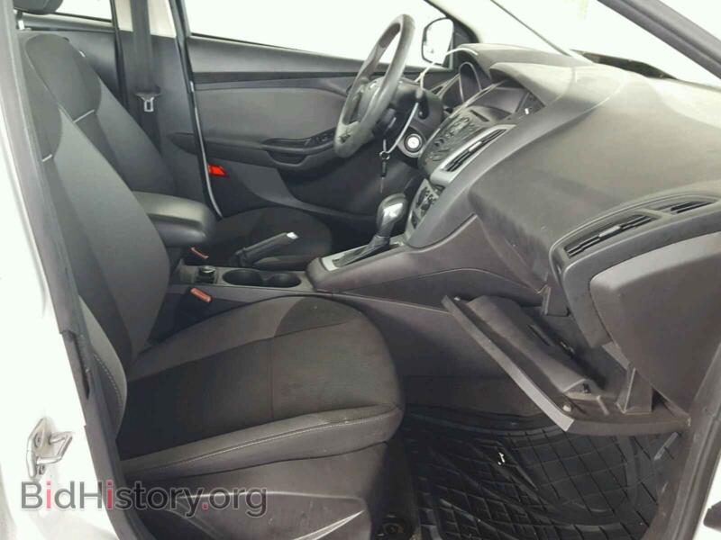 2012 Ford FOCUS (VIN 1FAHP3F2XCL291057) — photo 5 of 10