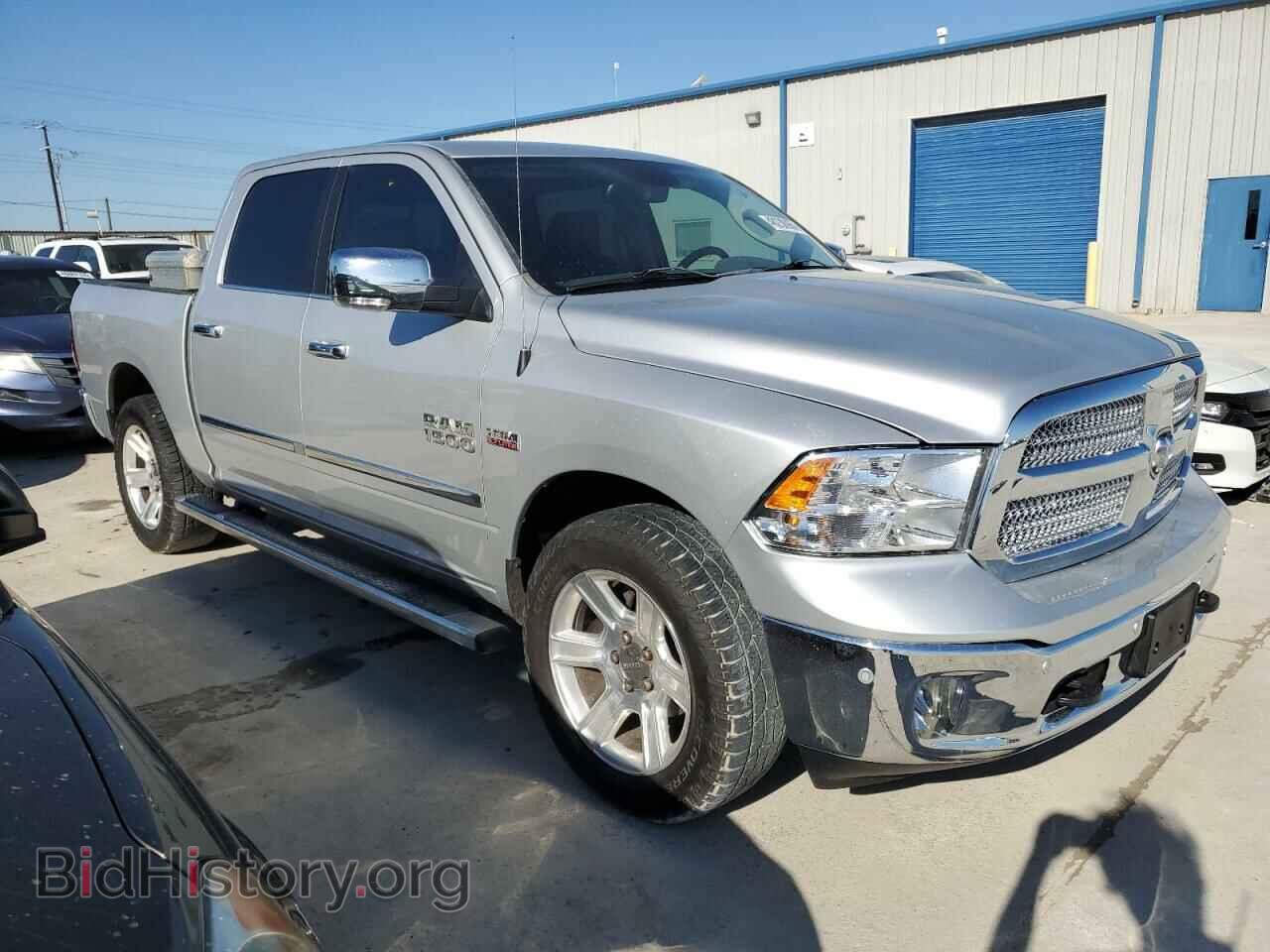 2017 RAM 1500 - VIN: 1C6RR7LT1HS688433 - Photo 4