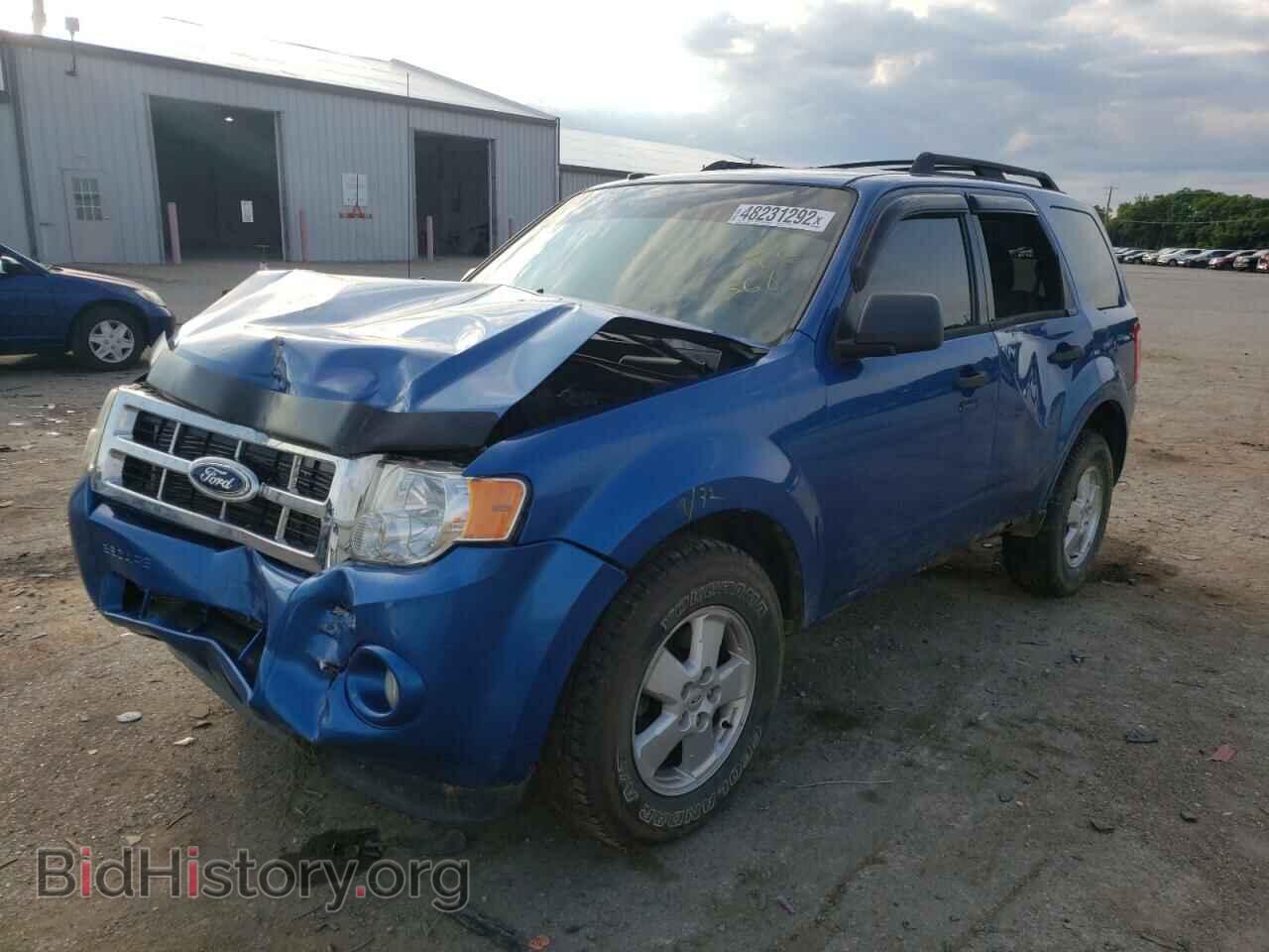 2011 FORD ESCAPE - VIN: 1FMCU9DG2BKA80157 - Фото 2
