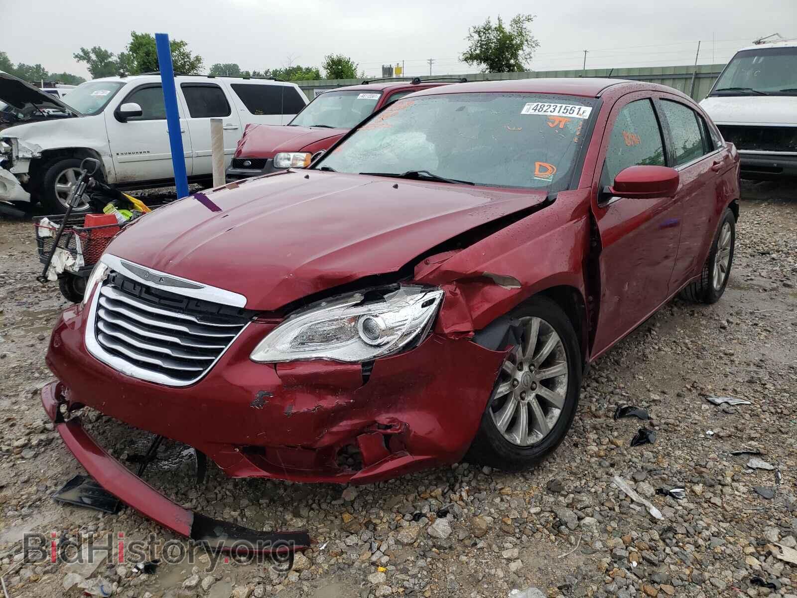 2013 CHRYSLER 200 - VIN: 1C3CCBBBXDN515227 - Фото 2