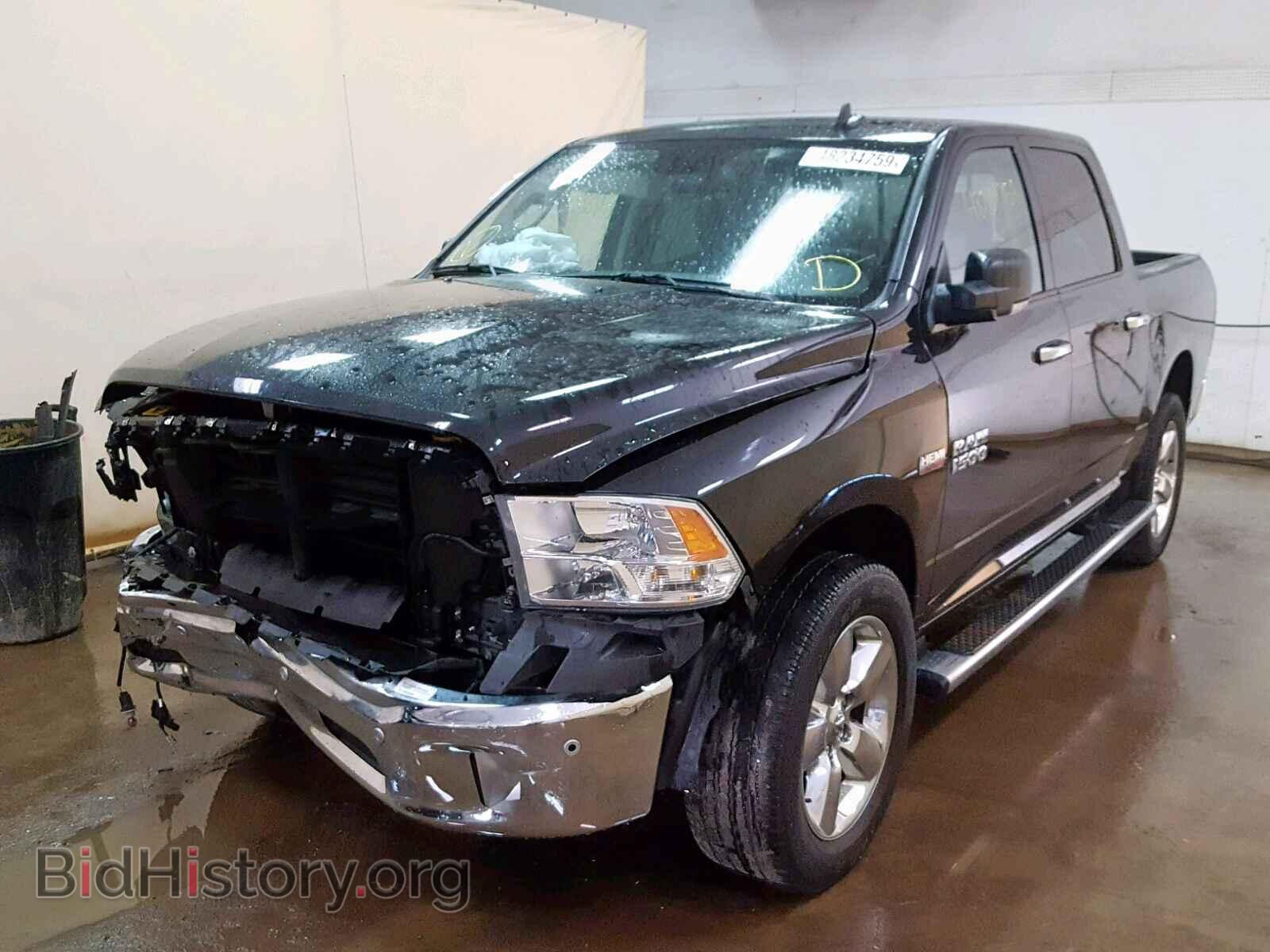 2017 RAM 1500 SLT - VIN: 3C6RR7LT6HG560213 - Фото 2