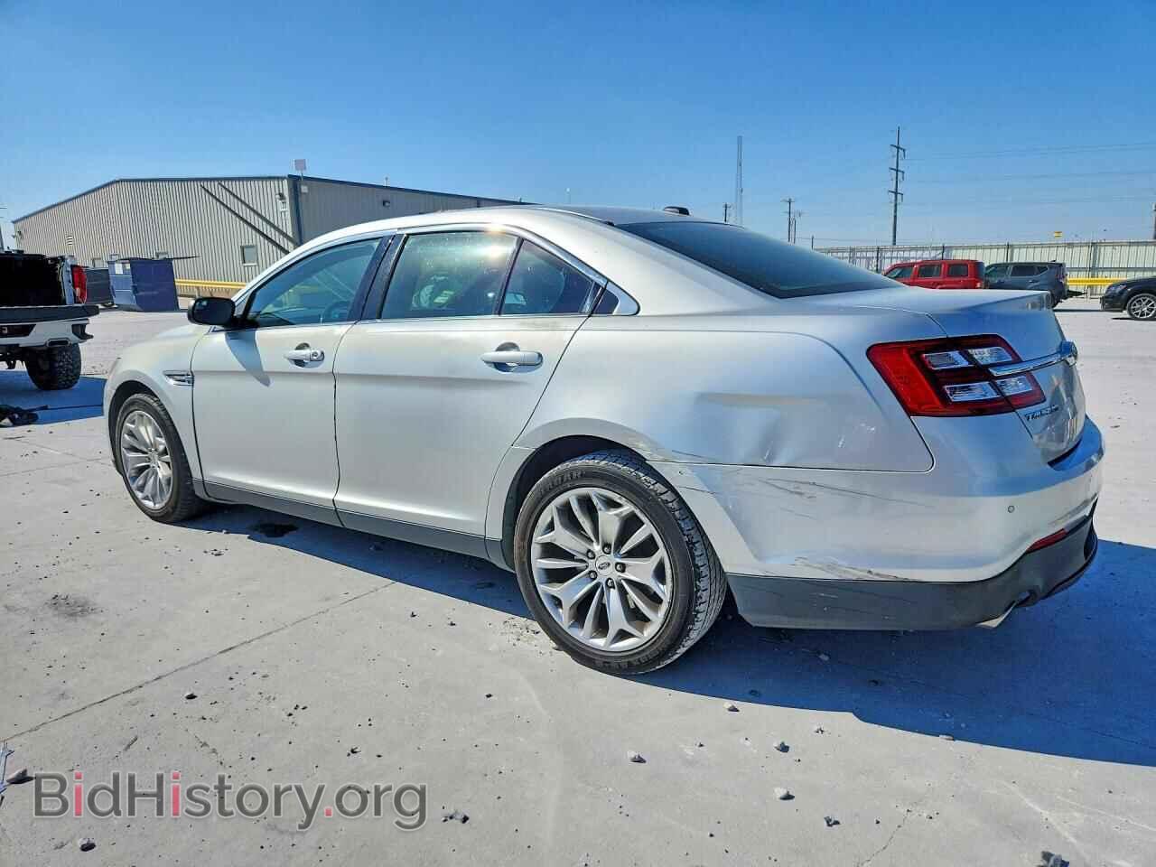 2015 FORD TAURUS - VIN: 1FAHP2F88FG134204 - Фото 2