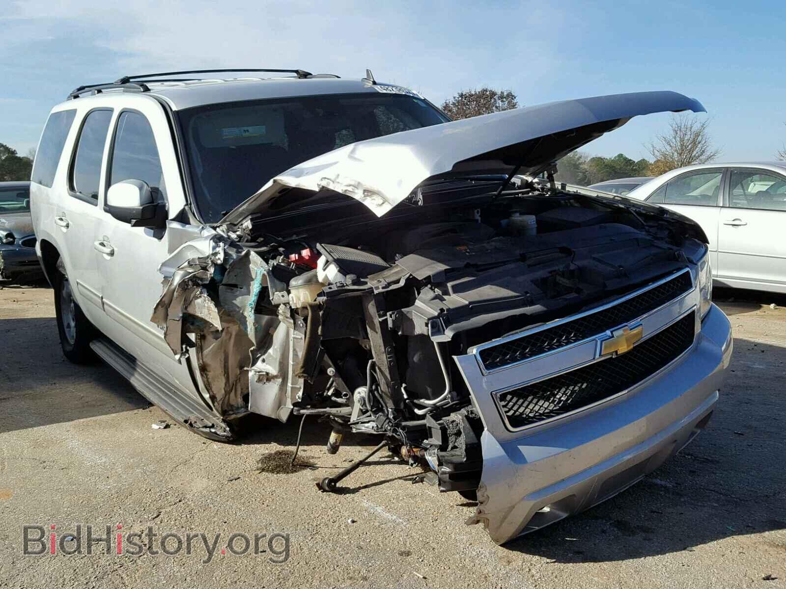 Photo 1GNSCAE09BR356676 - CHEVROLET TAHOE 2011