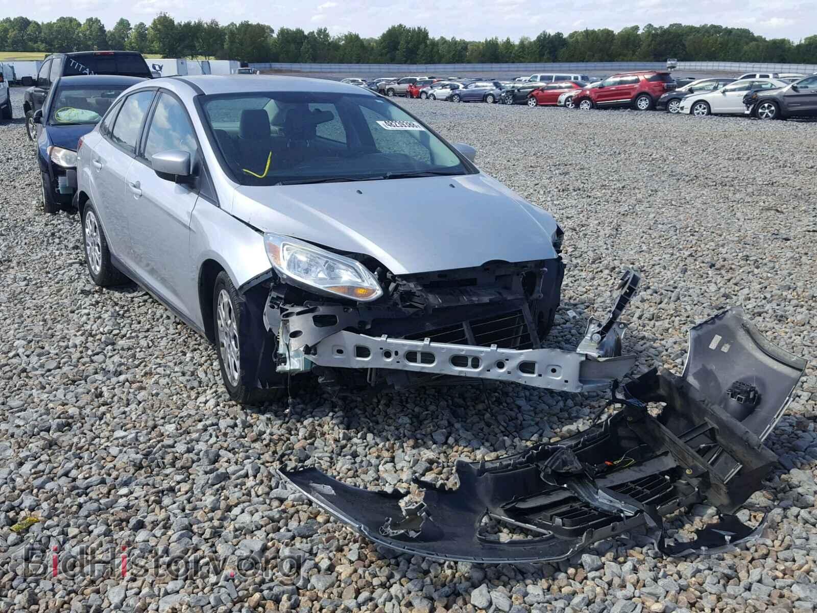 Photo 1FAHP3F29CL349465 - FORD FOCUS 2012