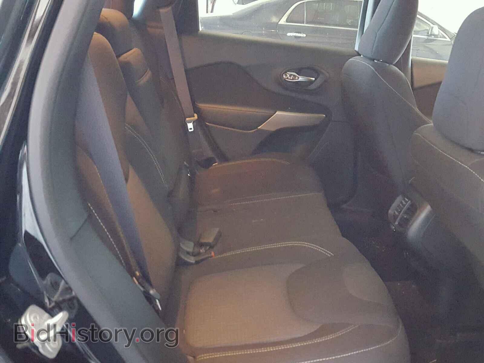 2017 JEEP CHEROKEE - VIN: 1C4PJLCB3HW643249 - Фото 6