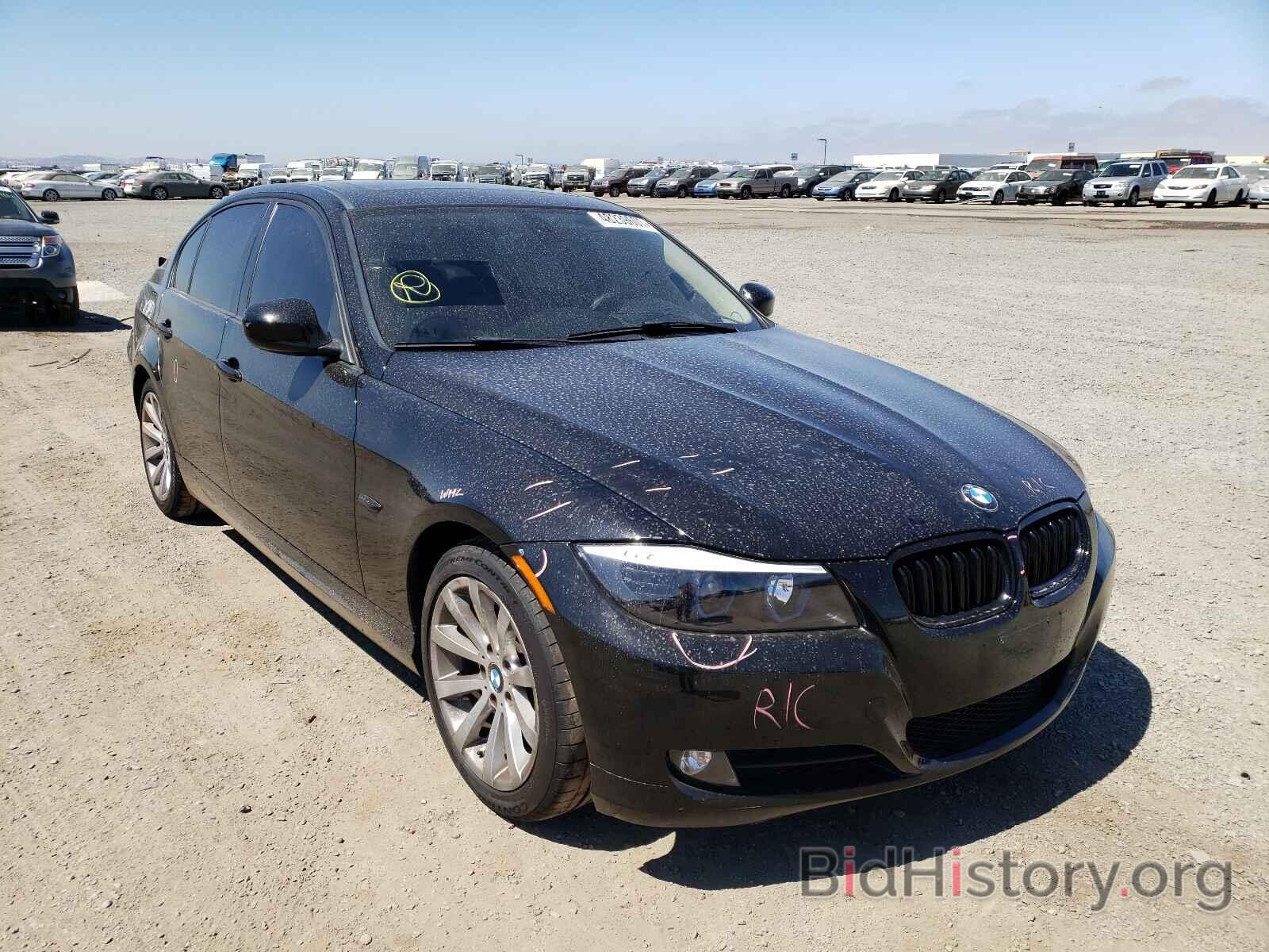 Photo WBAPH5G52BNM81765 - BMW 3 SERIES 2011