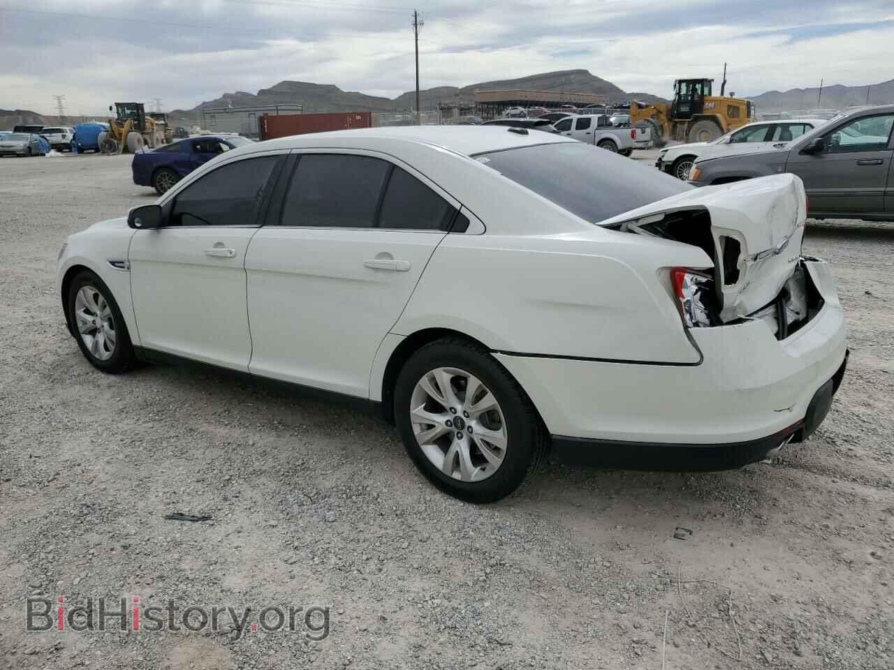 2010 FORD TAURUS - VIN: 1FAHP2HW8AG147295 - Фото 2