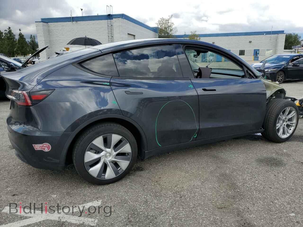 2024 TESLA MODEL Y - VIN: 7SAYGDED2RF091436 - Photo 3